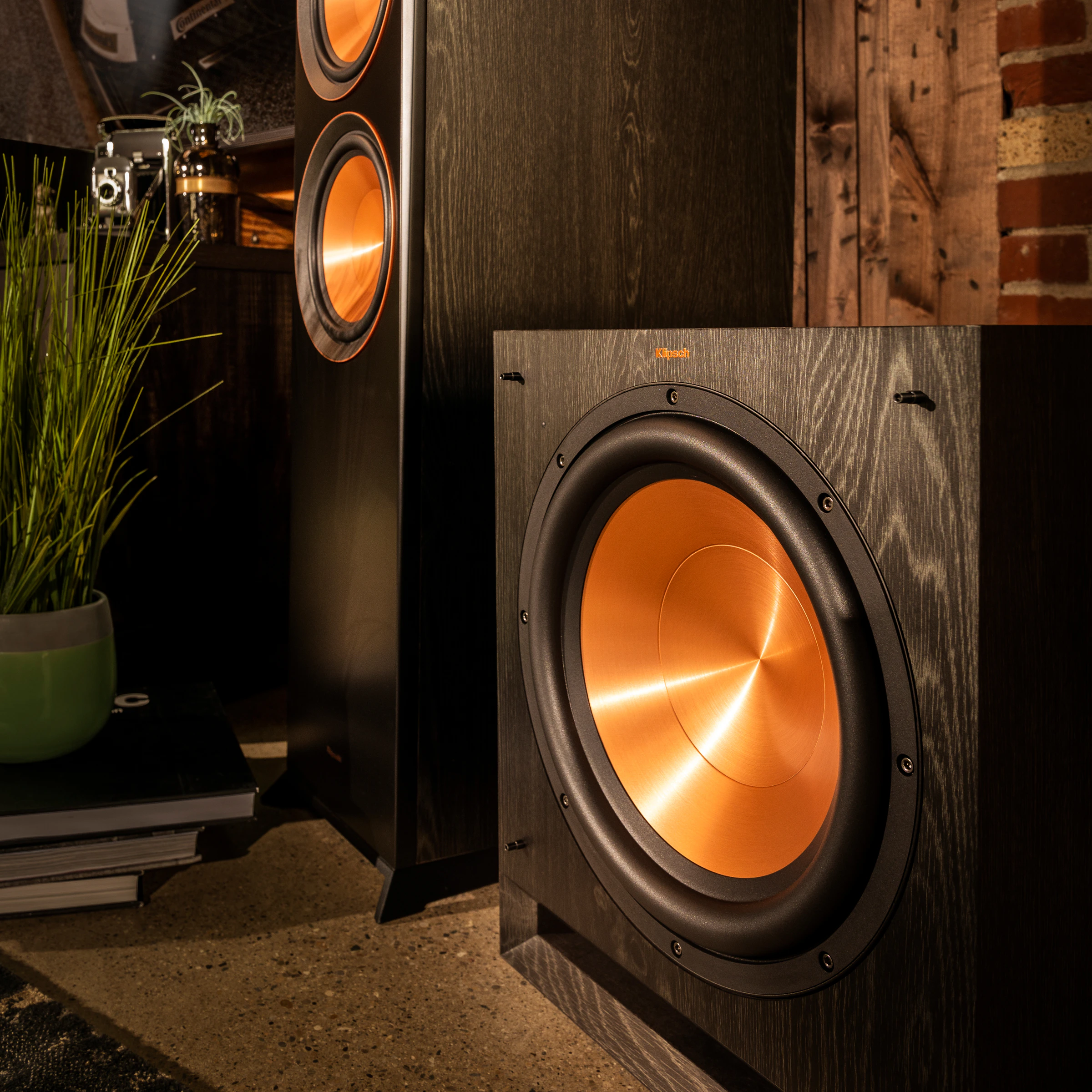 Klipsch SPL-120 12″ Powered Subwoofer - Image 2